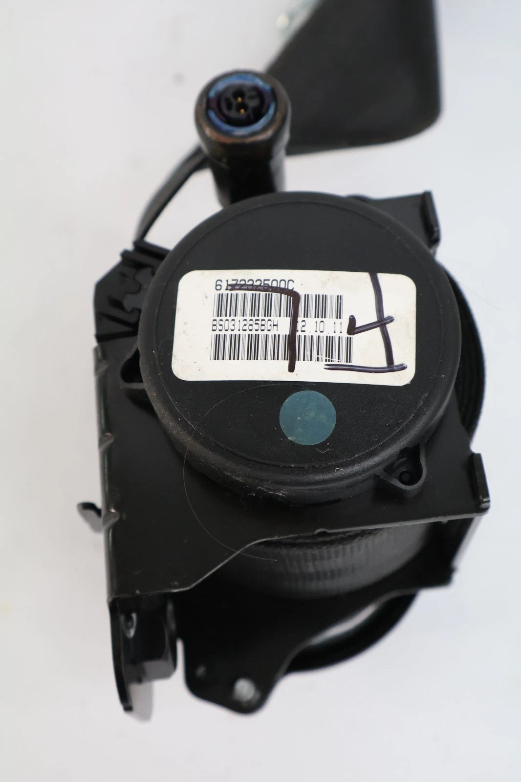 2012 12 FORD FOCUS FRONT LEFT DRIVER SEAT BELT RETRACTOR 617232500C OEM FACTORY
