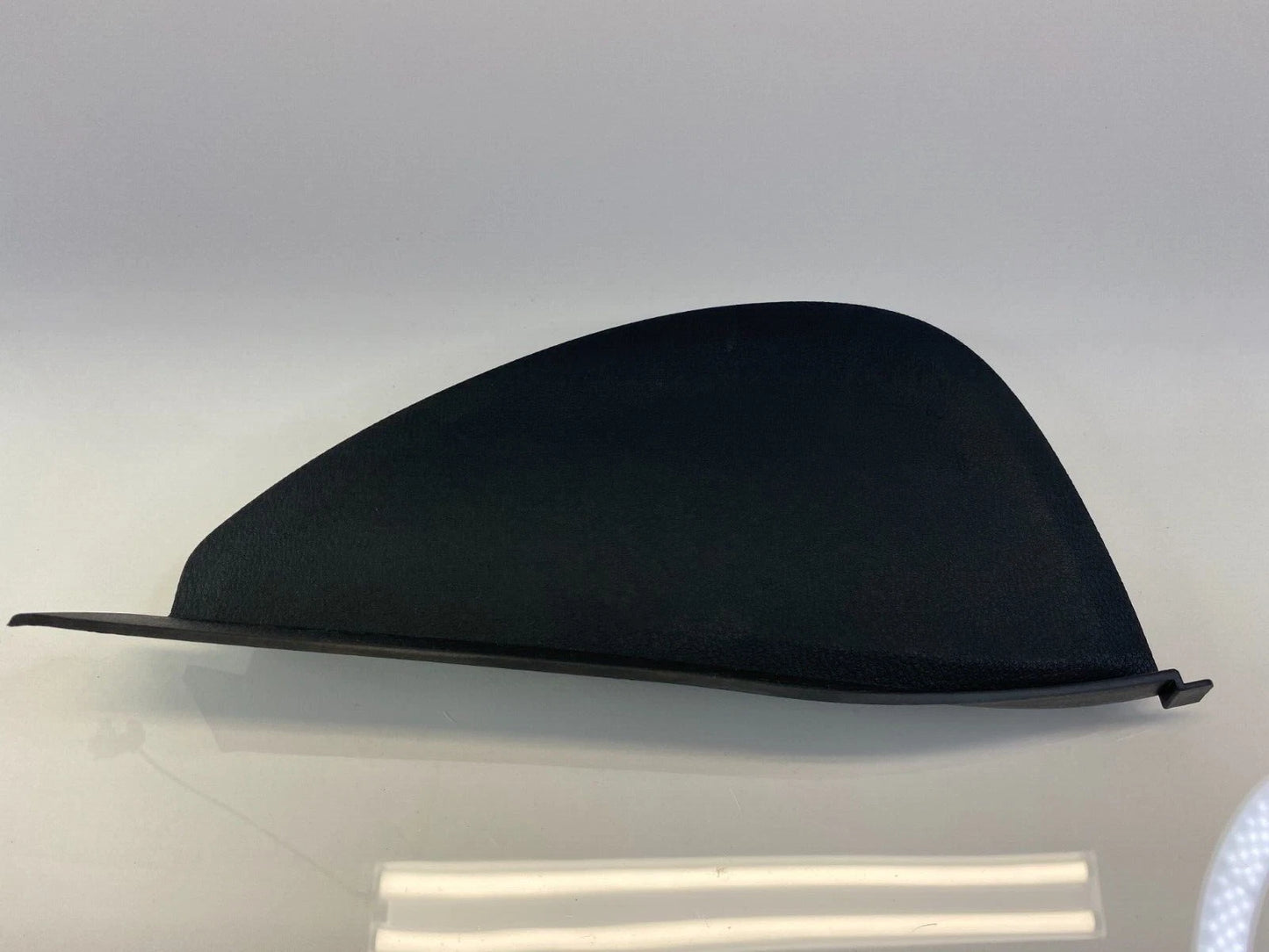 2007-2013 BMW X5 RIGHT PASSENGER SIDE DASH END CAP COVER BEZEL TRIM PANEL OEM
