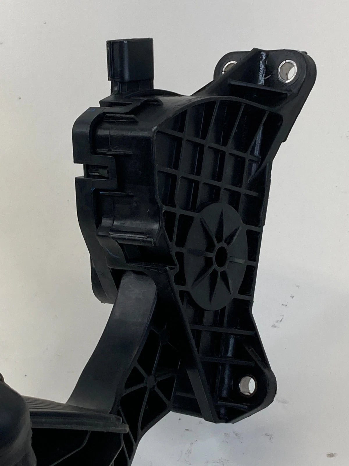 2013-2019 FORD EXPLORER INTERCEPTOR 3.5L GAS ACCELERATOR PEDAL DB53-9F836-AB OEM
