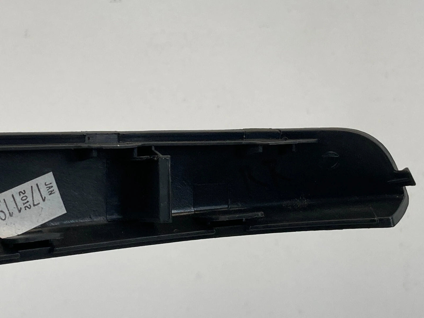 2012-2015 VW VOLKSWAGEN PASSAT REAR RIGHT BACK SIDE DOOR PANEL HANDLE COVER TRIM