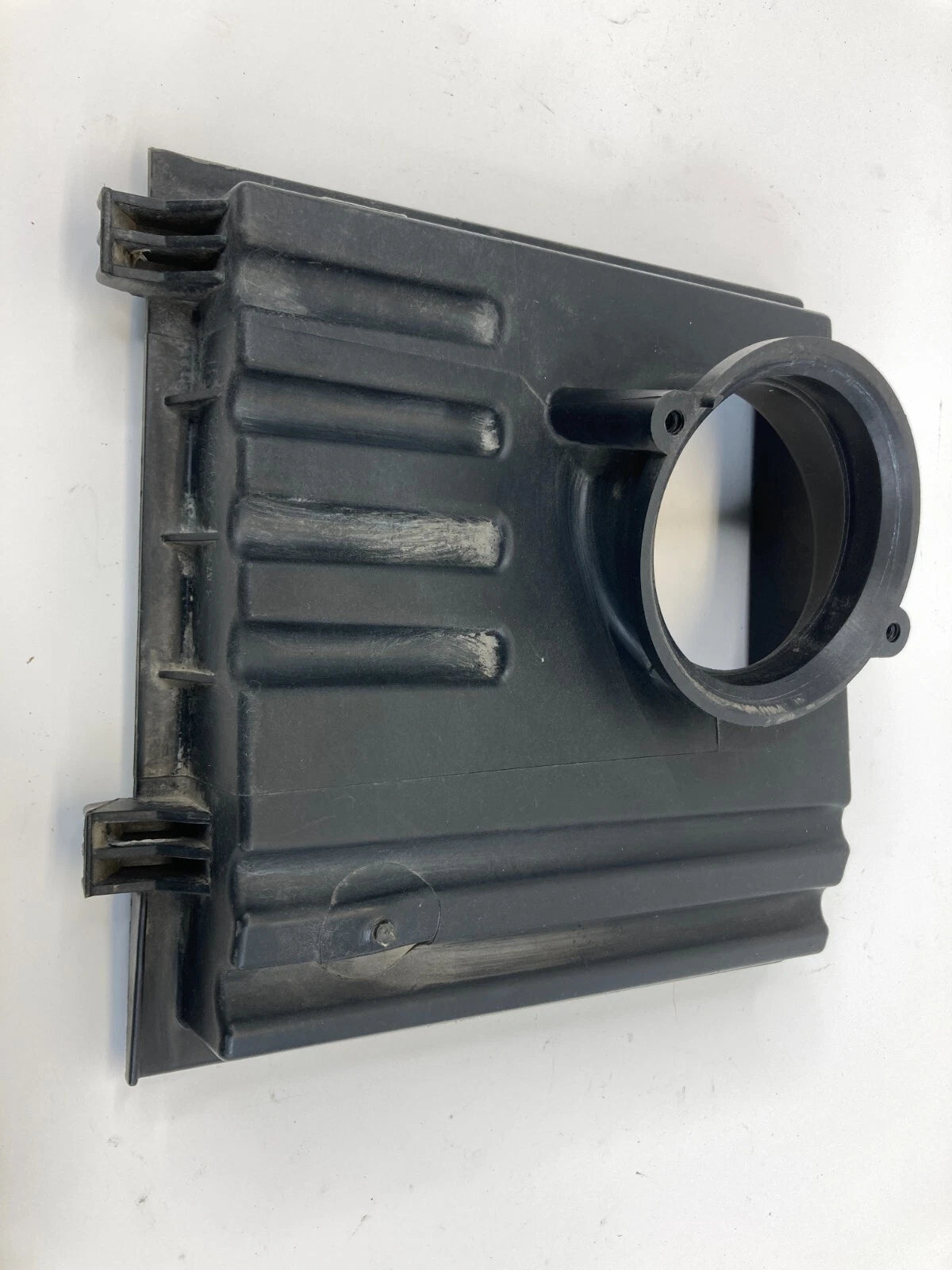 2006-2009 CHEVROLET IMPALA AIR CLEANER UPPER HOUSING FILTER COVER 15871617 OEM