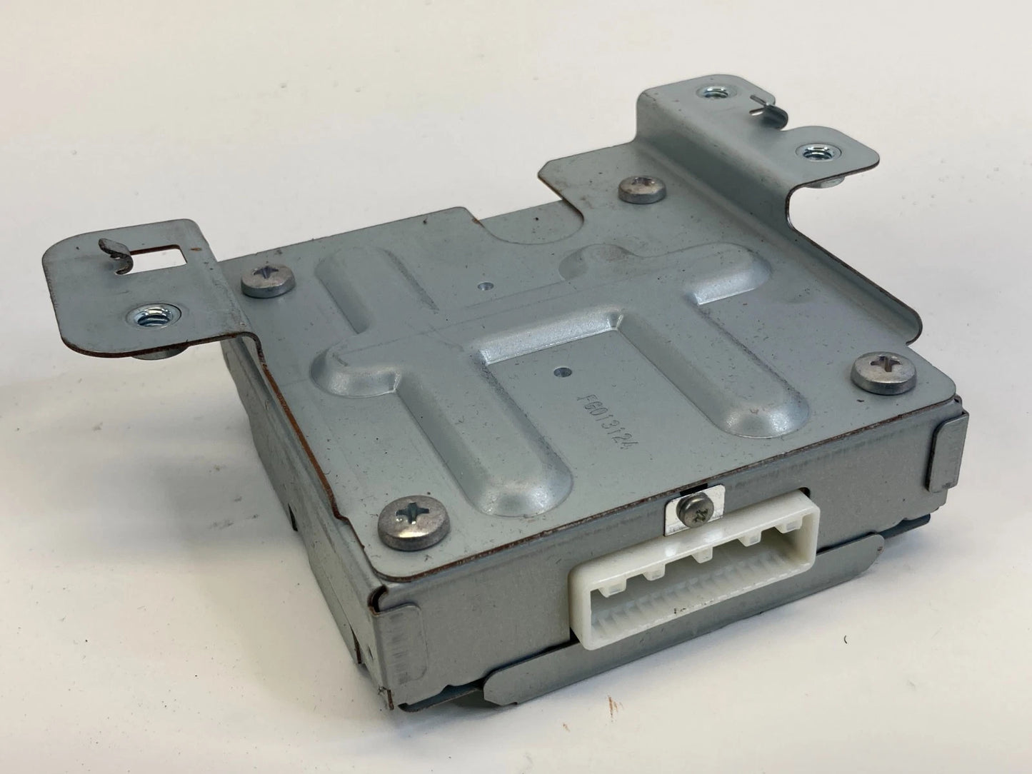 2009 2010 Infiniti G37 Sedan Rear Camera Control Module Unit 284A1-1NC0A OEM