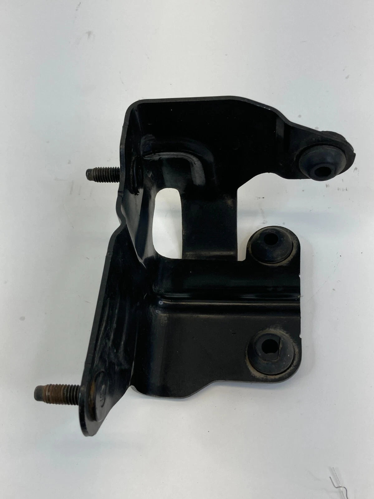 16-19 FORD EXPLORER & INTERCEPTOR UTILITY ABS LOCK BRAKE PUMP BRACKET FB532C304A