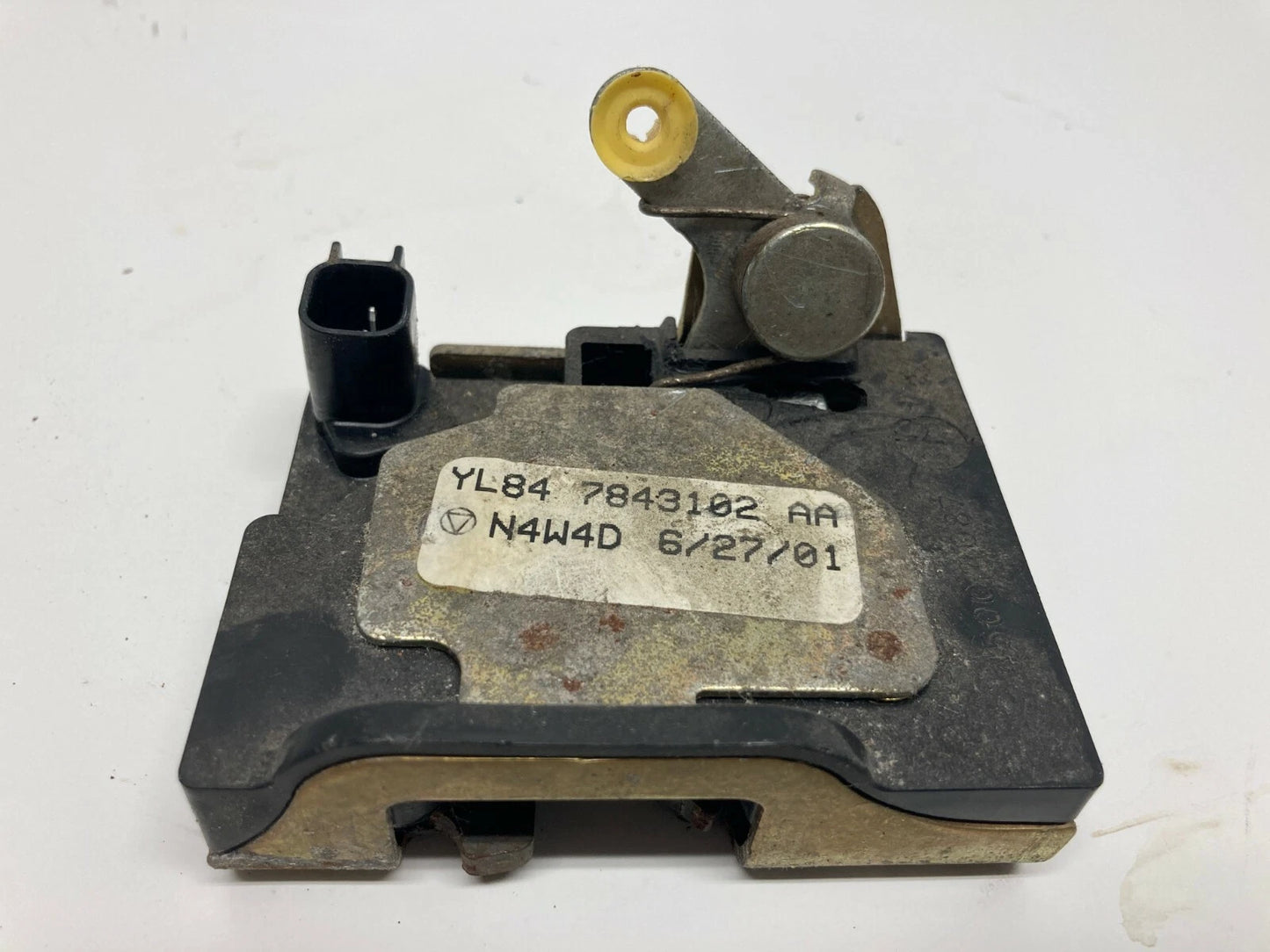 01-07 FORD ESCAPE 05-07 MARINER REAR TRUNK LATCH LOCK ACTUATOR YL847843102AA OEM