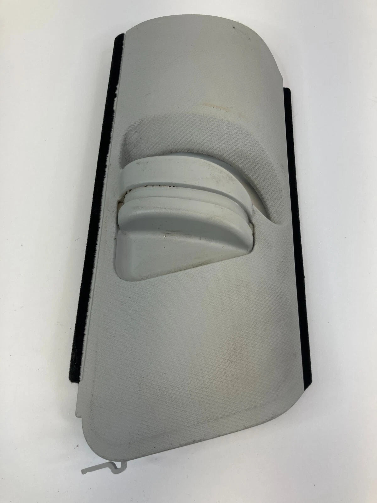 2011-2018 VOLKSWAGEN JETTA SEDAN RIGHT UPPER CENTER B-PILLAR TRIM 5C6-867-257