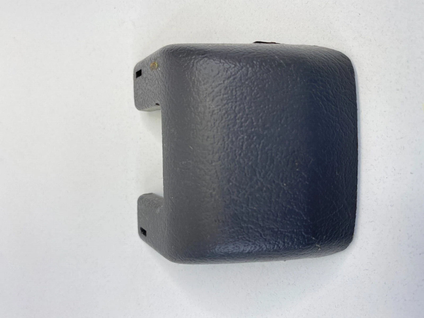 98-02 HONDA ACCORD SEDAN REAR LEFT OUTER SEAT TRACK END COVER TRIM 81195SM4J000