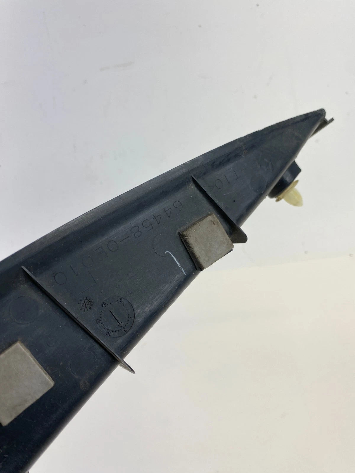 2007-2009 LEXUS RX350 04-06 RX330 LEFT DRIVER LIFTGATE STOPPER COVER 64458-0E010