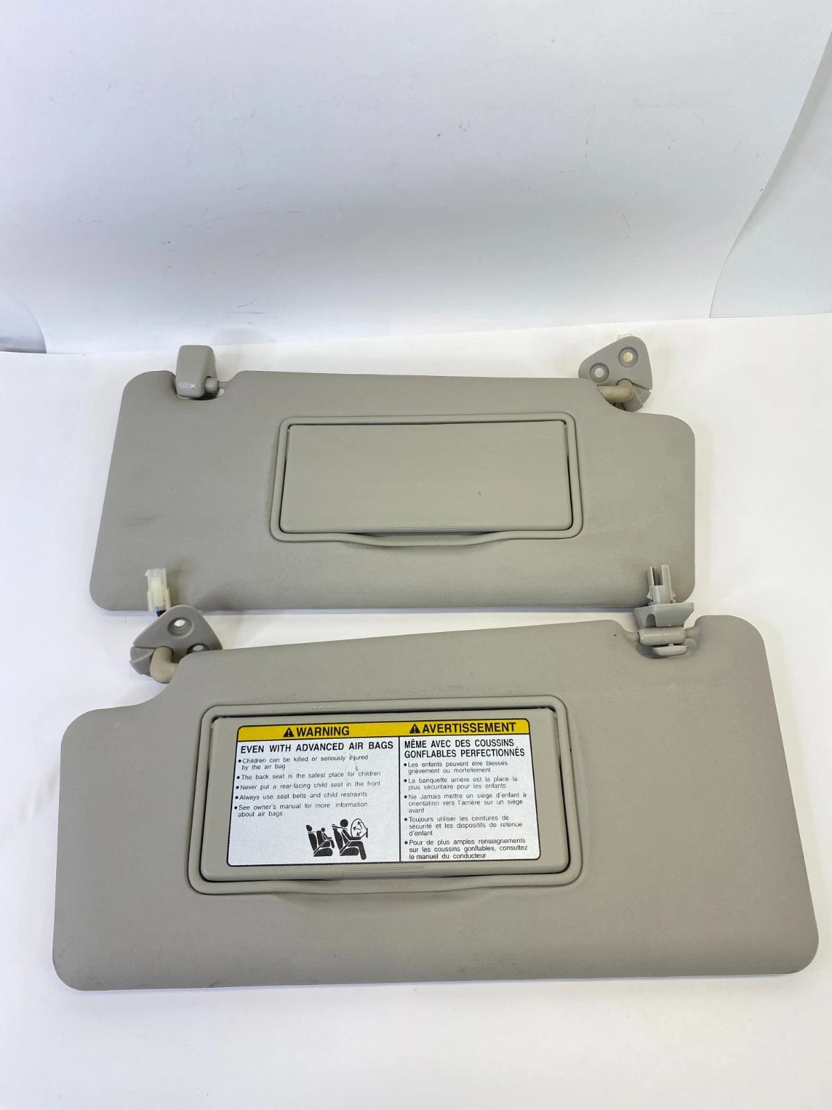 2008-2013 NISSAN ROGUE ROOF SUNVISOR SUN VISOR LEFT RIGHT PAIR SET W LIGHT OEM