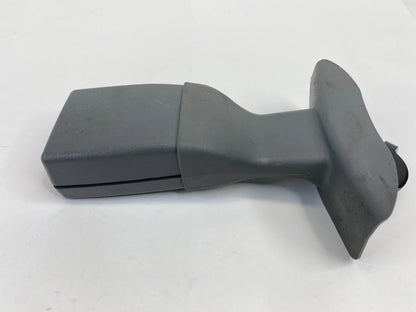 08-10 CHRYSLER TOWN & COUNTRY FRONT RIGHT PASSENGER SIDE SEAT BELT BUCKLE END