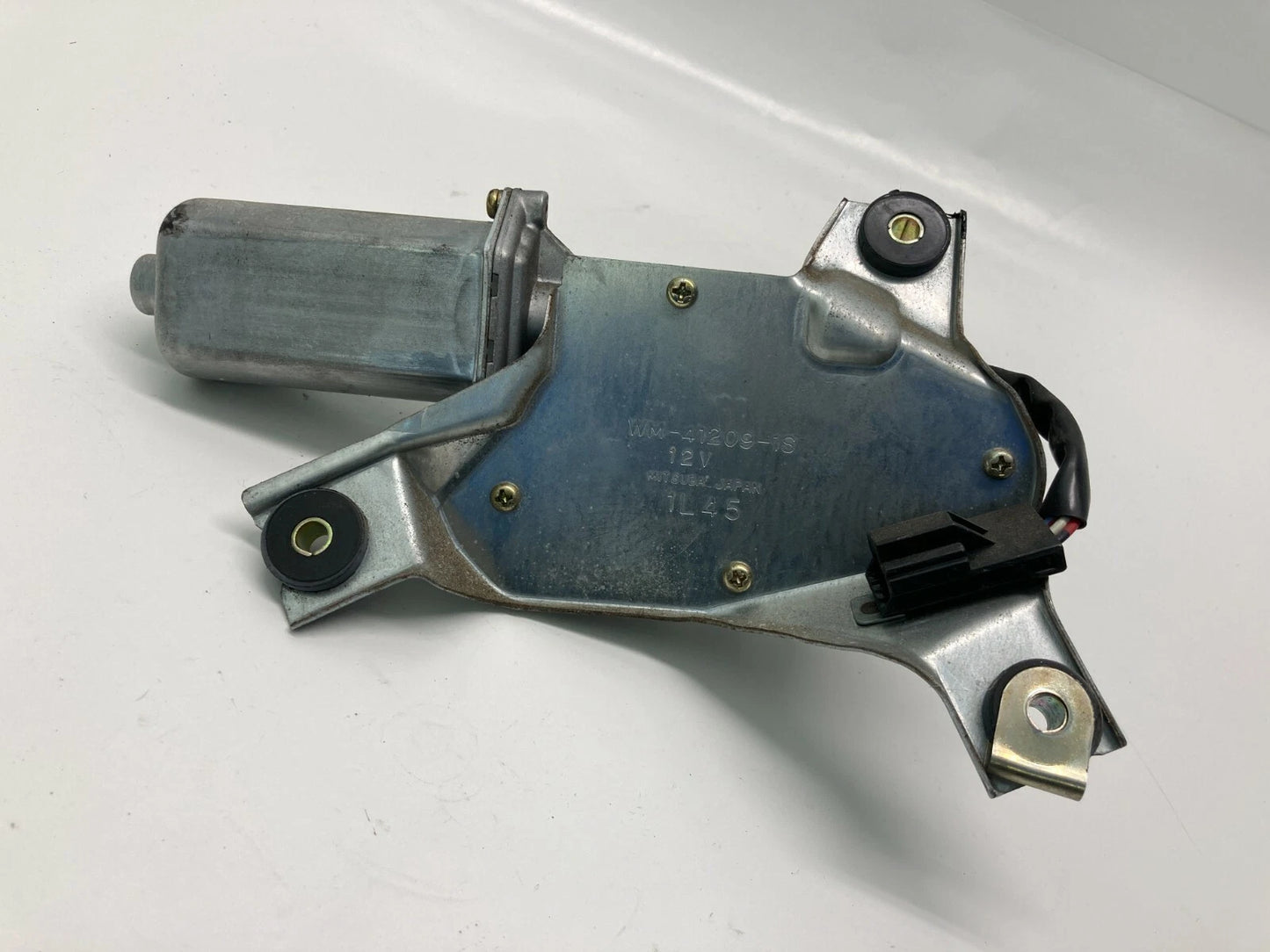 97-04 MITSUBISHI MONTERO SPORT REAR WINDSHIELD BACK GLASS WIPER MOTOR WM412091S