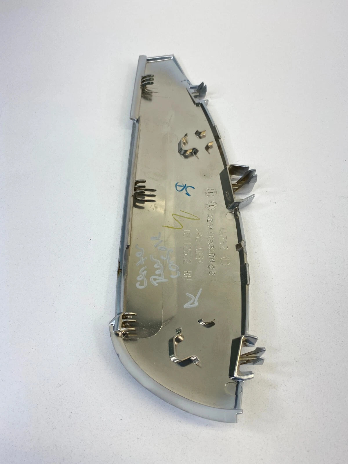 2006-2012 MERCEDES-BENZ R350 CENTER CONSOLE REAR RIGHT SLIDING PLATE 18112532