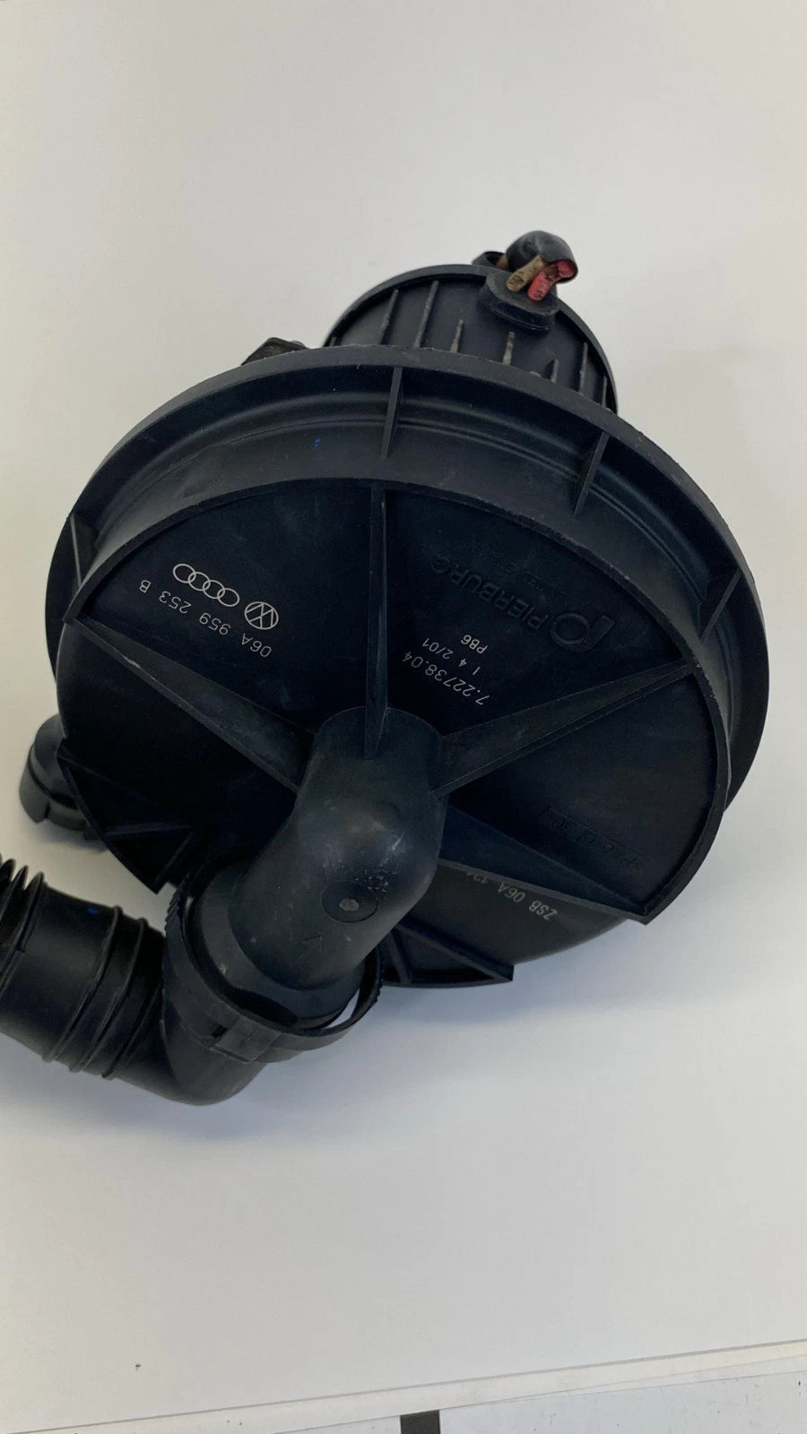 2000-2005 VW NEW BEETLE SECONDARY AIR INJECTION SMOG PUMP OEM FACTORY 06A959253B
