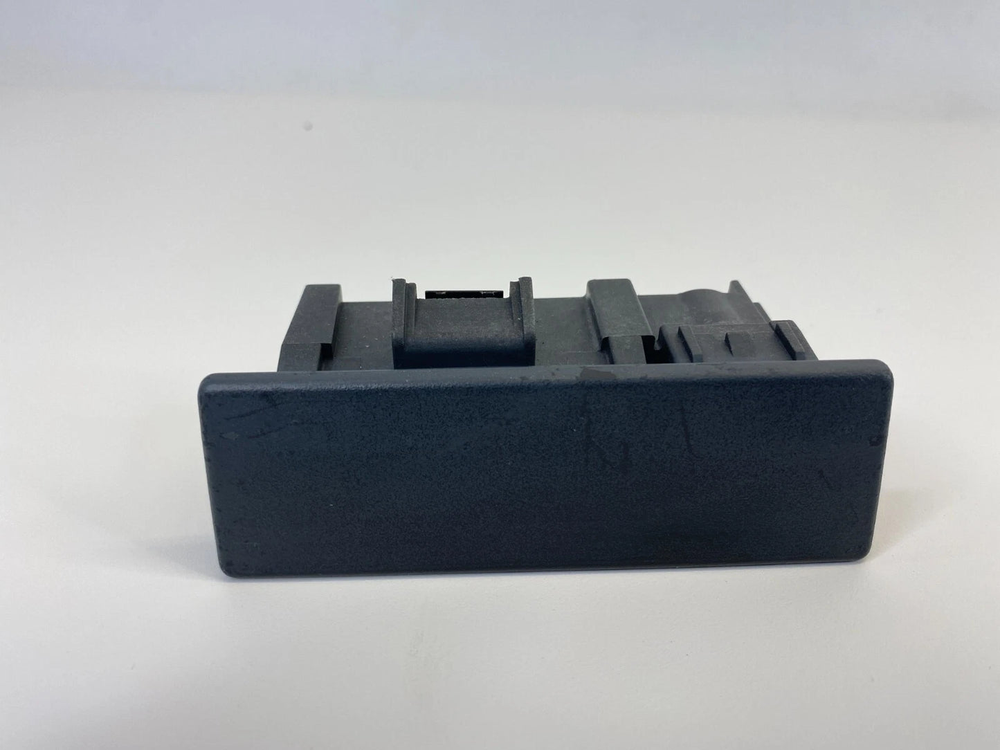 2007 2008 2009 DODGE CALIBER GLOVE BOX COMPARTMENT LOCK LATCH HANDLE OEM