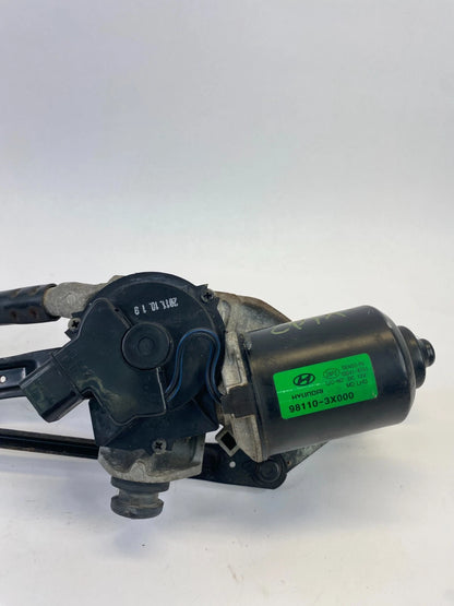 2011-2016 HYUNDAI ELANTRA FRONT WINDSHIELD WIPER MOTOR W LINKAGE 98110-3X000 OEM