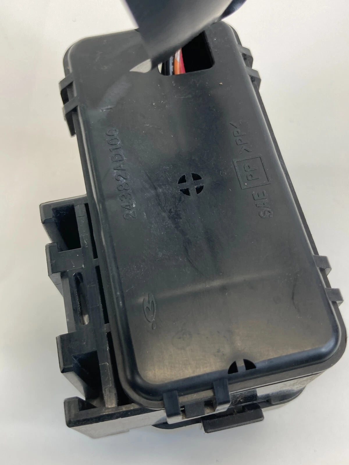 2003-2008 INFINITI FX35 3.5L DEFOGGER ACC BRAKE FUSE RELAY BOX OEM