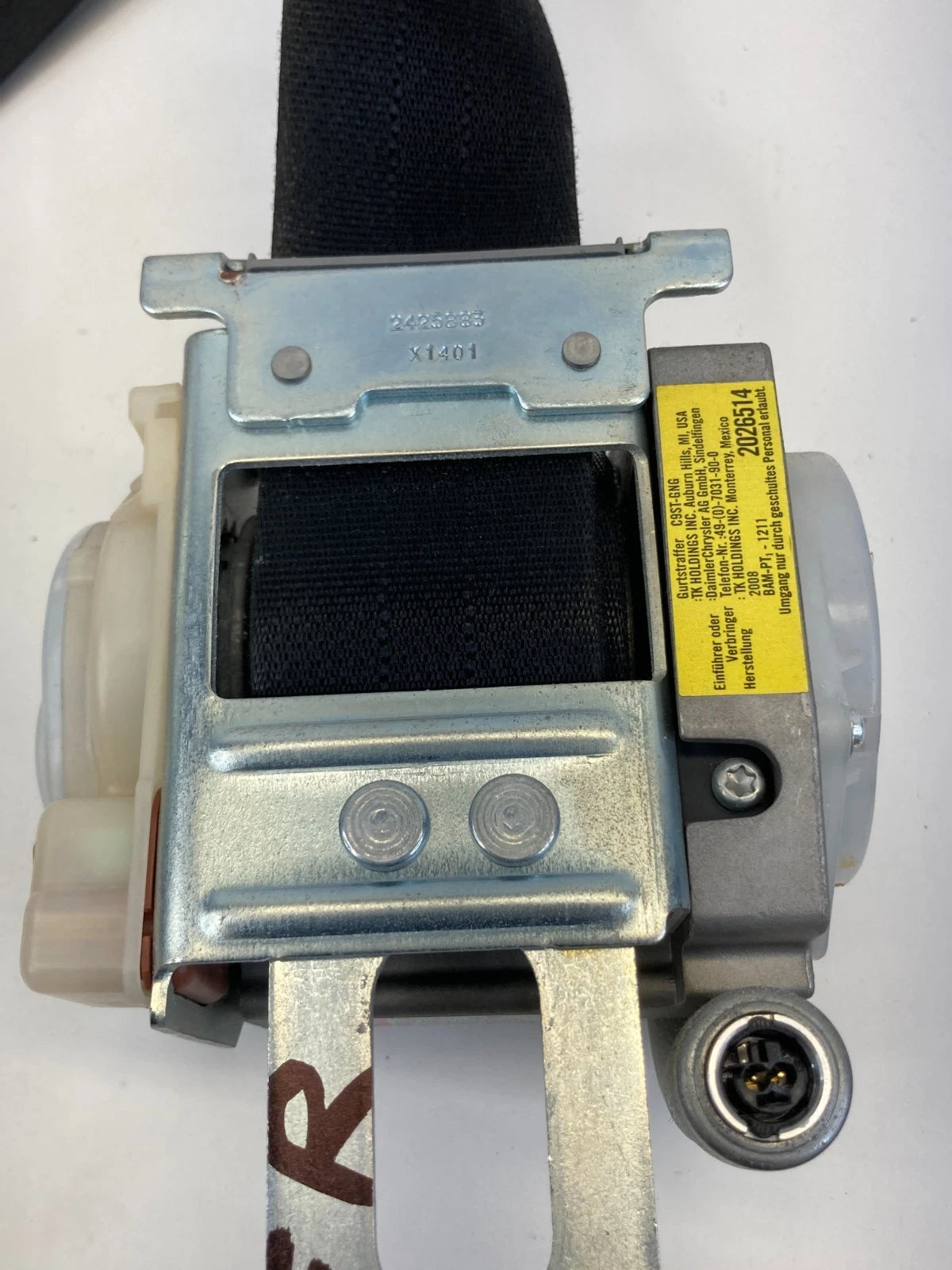 2011-2013 DODGE DURANGO FRONT RIGHT PASSENGER SIDE SEAT BELT RETRACTOR ASSY OEM