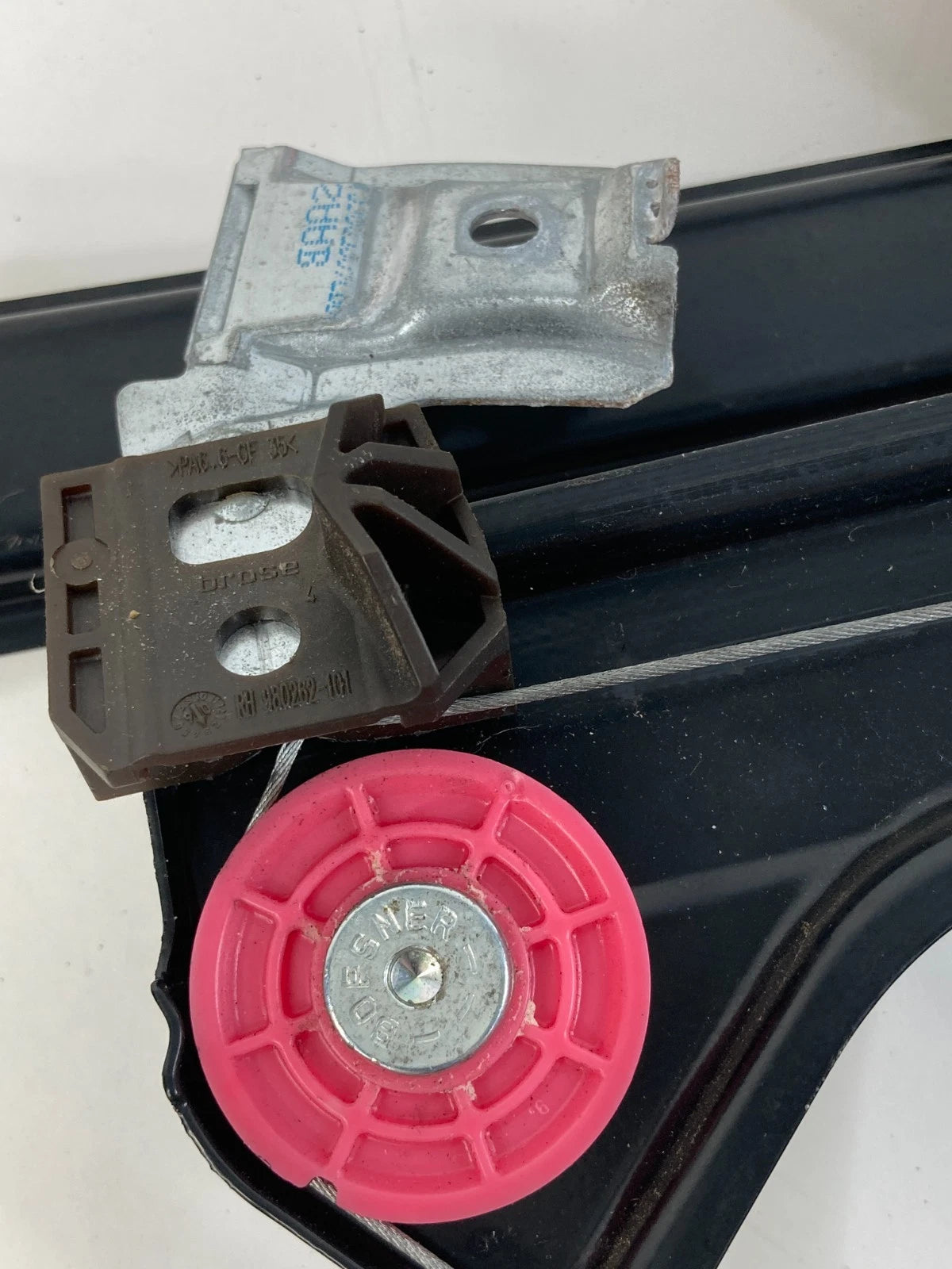 2003-2011 SAAB 9-3 FRONT RIGHT PASSENGER SIDE DOOR WINDOW MOTOR W/ REGULATOR OEM