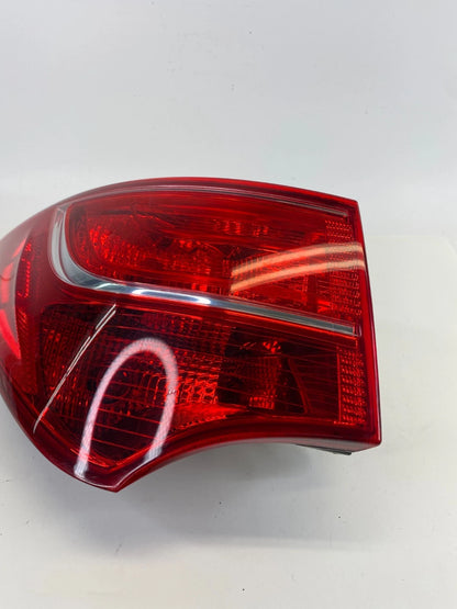 2013-2016 HYUNDAI SANTA FE SPORT REAR LEFT DRIVER OUTER TAIL LIGHT TAILLIGHT OEM