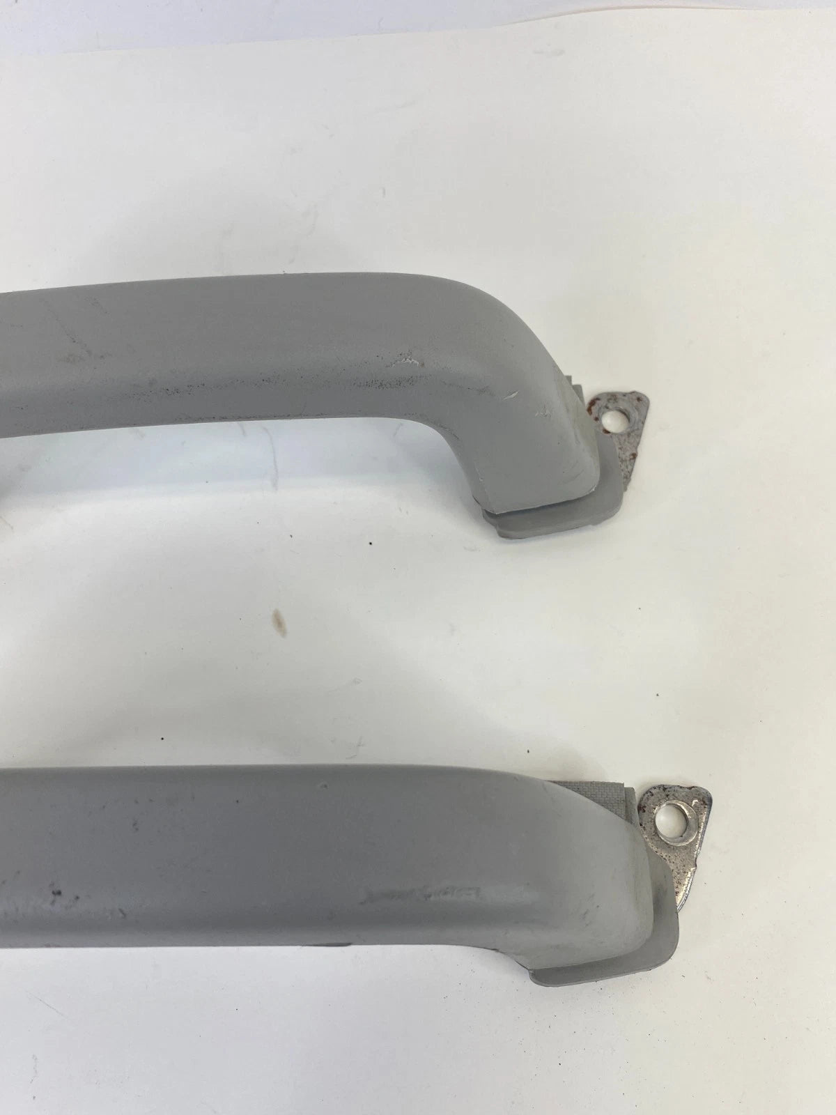 2008-2017 BUICK ENCLAVE B PILLAR GRIP GRAB ASSIST HANDLE BAR SET 10393818
