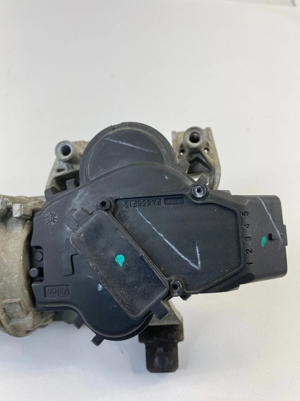 12 13 14 15 16 17 18 19 20 CHEVROLET SONIC FRONT WINDSHIELD WIPER MOTOR ASSY OEM