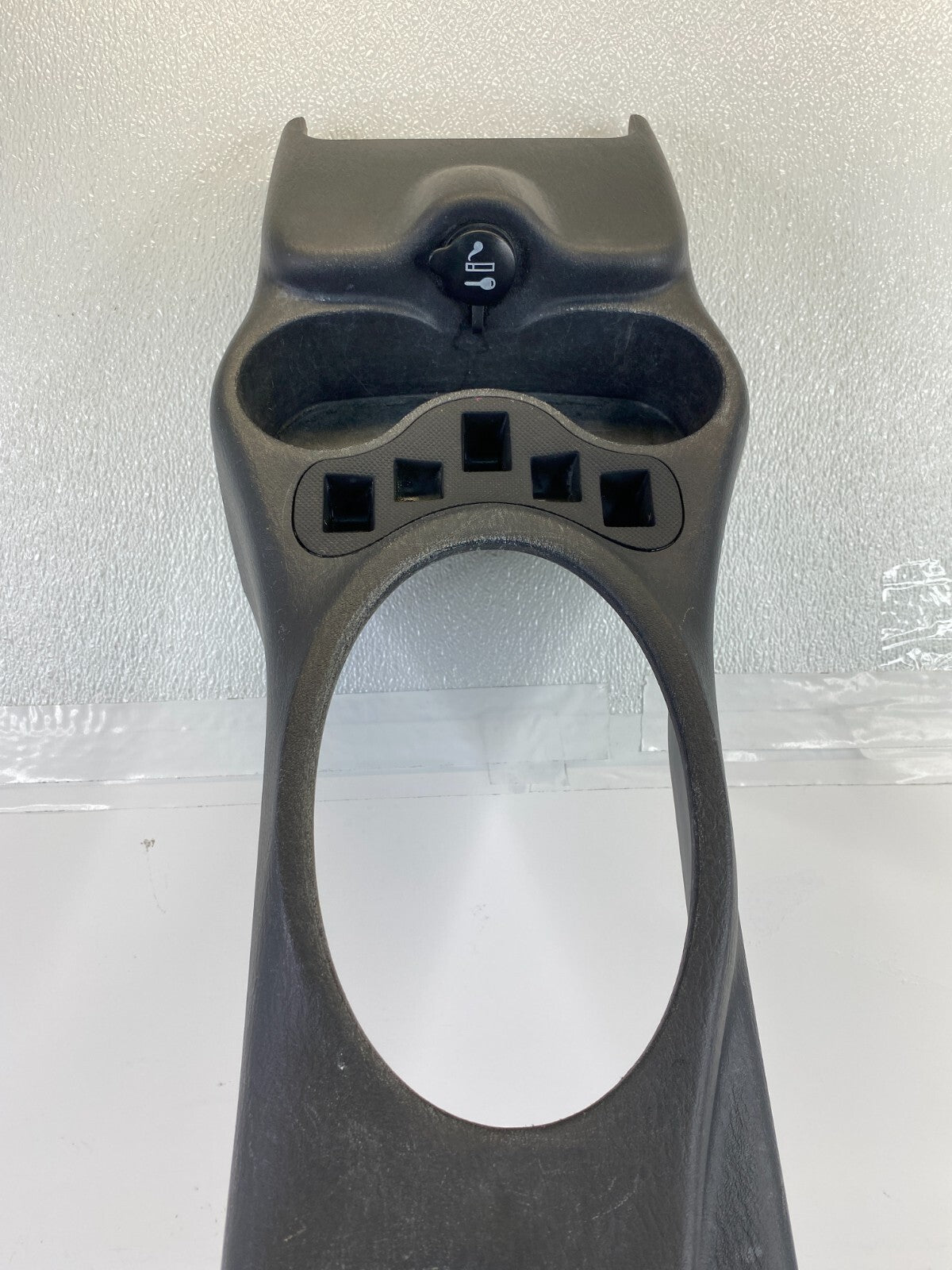 2003-2005 Chrysler PT Cruiser Front Floor Center Console w/o Armrest Assembly