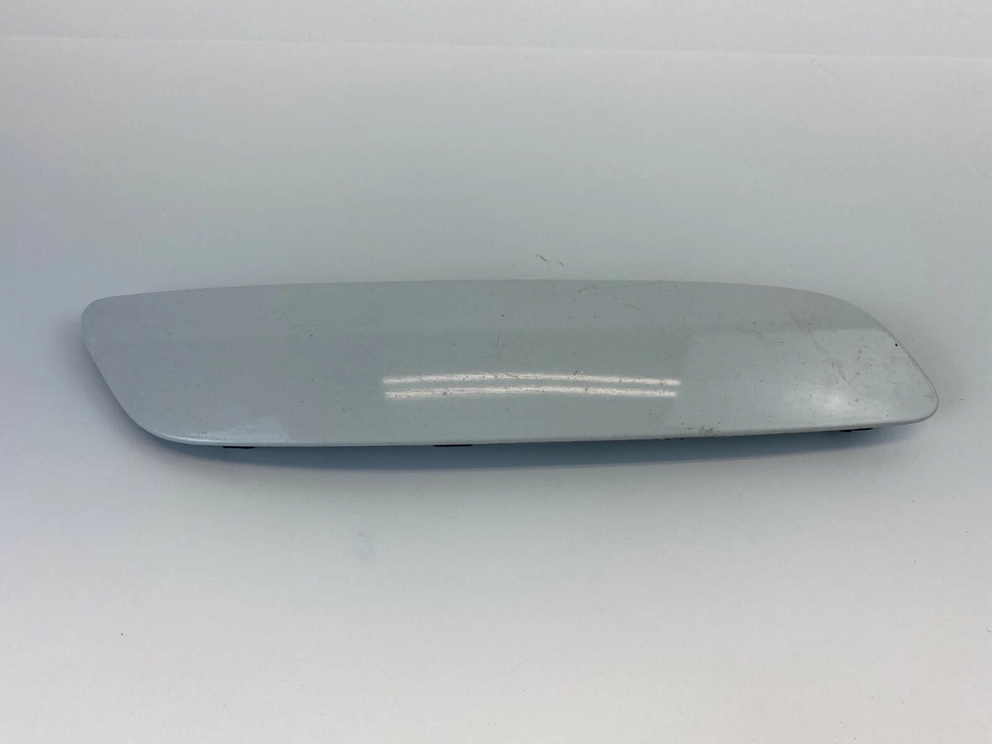 2005-2010 VOLKSWAGEN JETTA FRONT BUMPER RIGHT SIDE TRIM FILLER MOLDING COVER