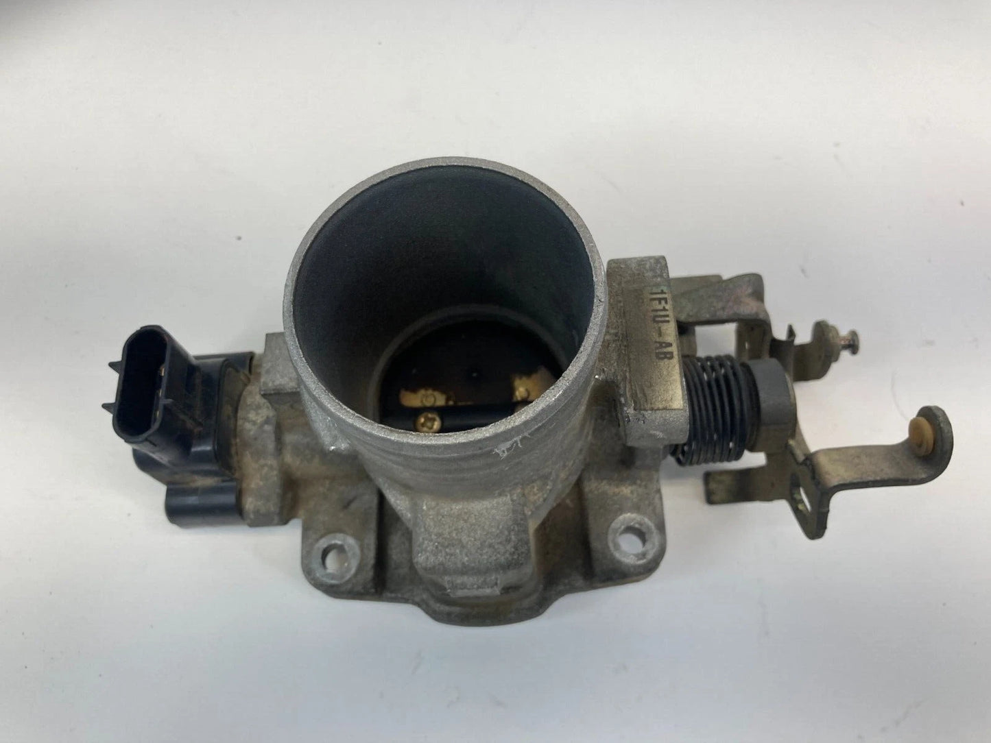 2000-2003 Ford Taurus Sable Sedan 3.0L V6 OHV Throttle Body Throttle Valve
