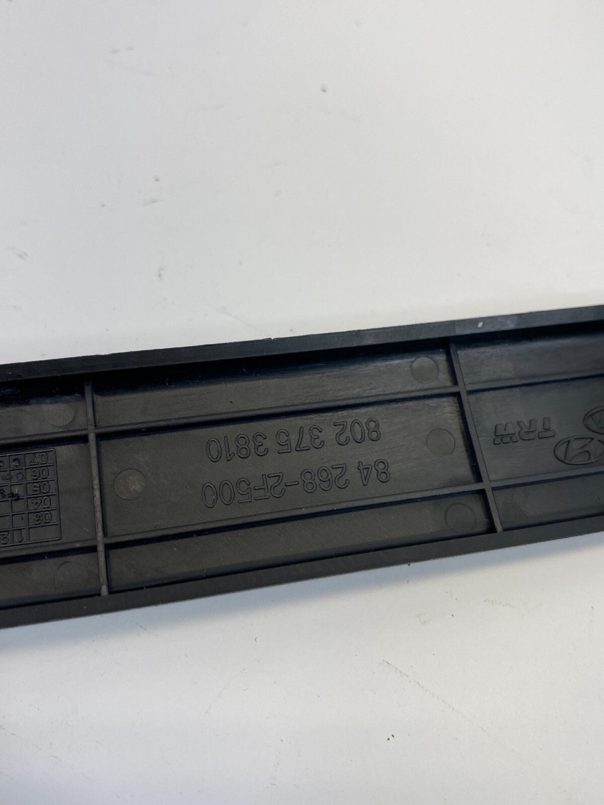 05-09 Hyundai Tucson Right Passenger Side Floor Carpet Protector Trim 842682F500