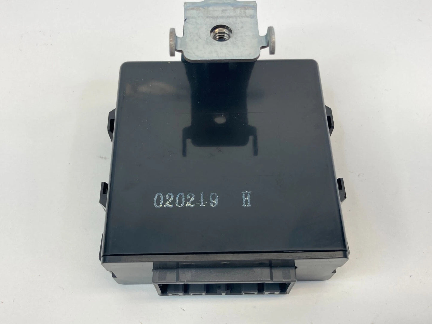 02 03 LEXUS ES300 04-06 ES330 THEFT WARNING LOCKING CONTROL MODULE 89730-33150