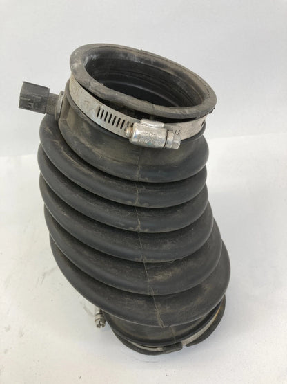 01-07 CHRYSLER TOWN & COUNTRY 3.8L AIR INTAKE CLEANER HOSE DUCT TUBE 04861414AA