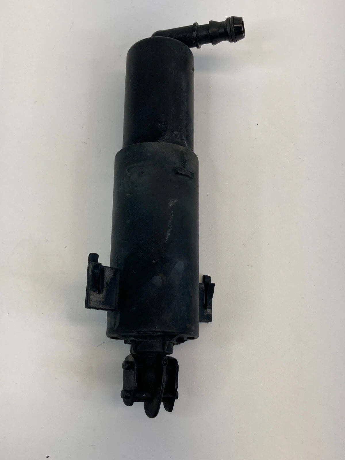 2006 BMW 330I 325I 325XI FRONT RIGHT HEADLIGHT WASHER NOZZLE RH 7179311-01 OEM