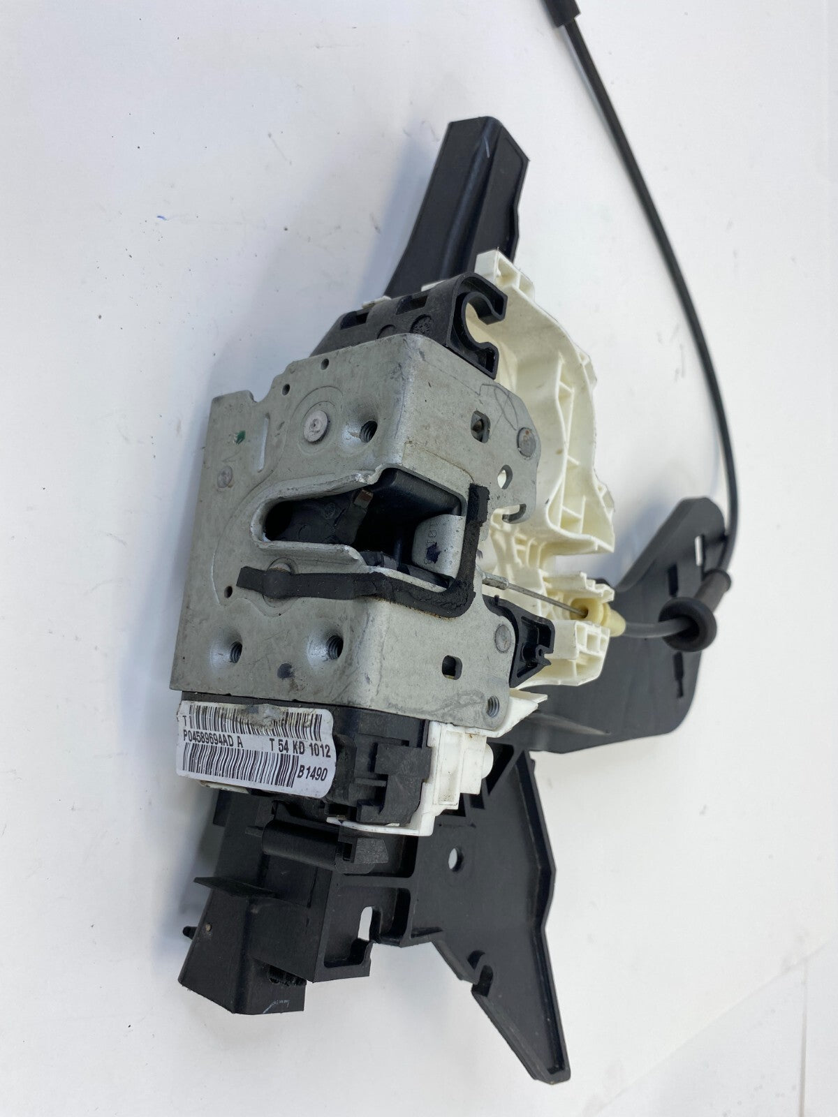 2011-2016 Chrysler Town & Country Front Right Door Lock Latch Actuator 04589694A
