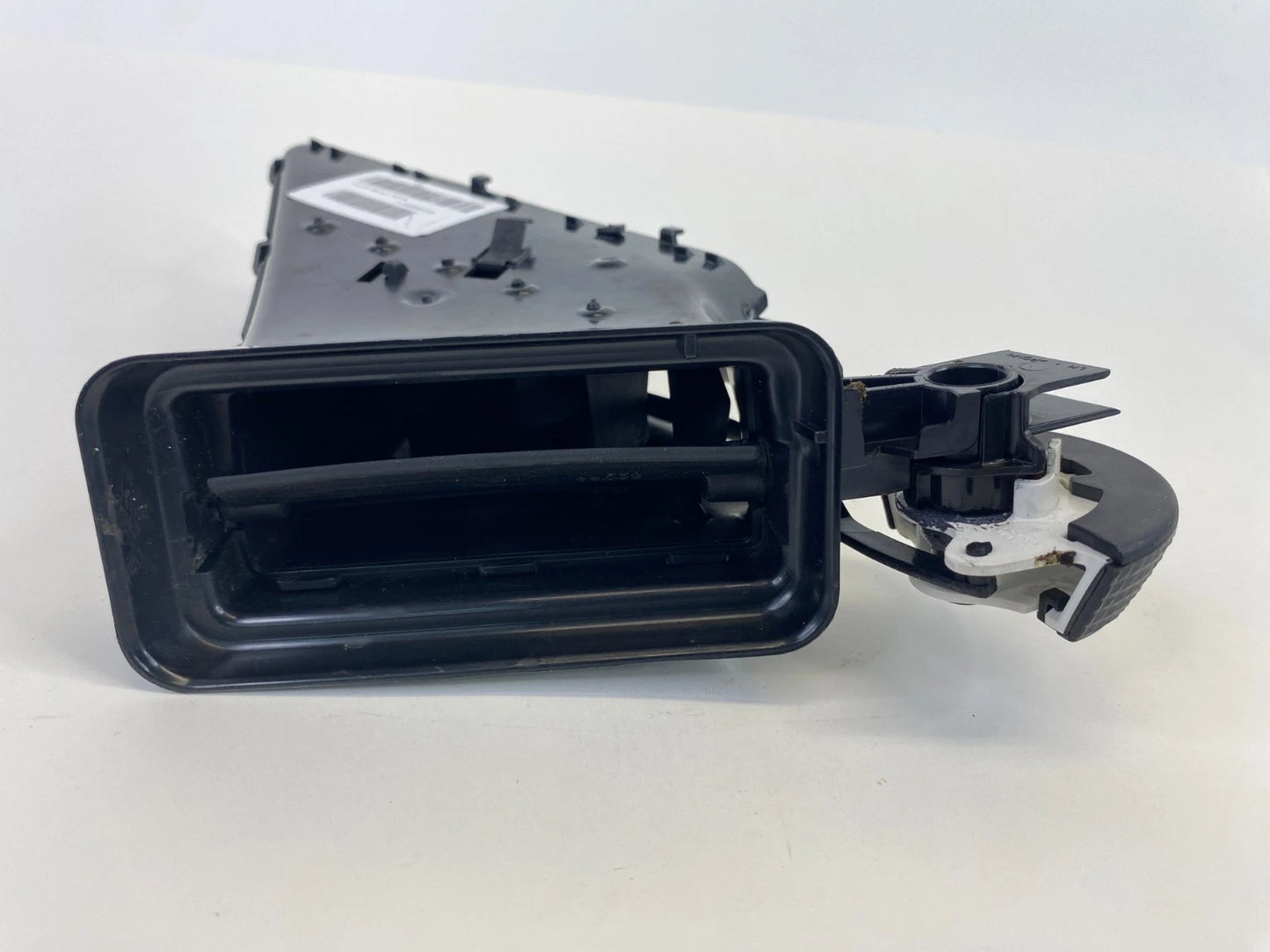 2013-2019 Ford Escape Center Dash Left Side A/C Air Vent Grille Duct Assy OEM