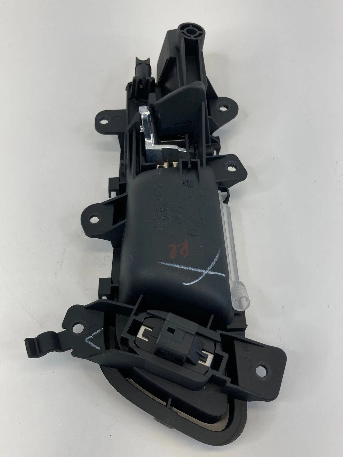 09-16 AUDI A4 QUATTRO REAR RIGHT INTERIOR DOOR HANDLE W LOCK SWITCH 8K0839020