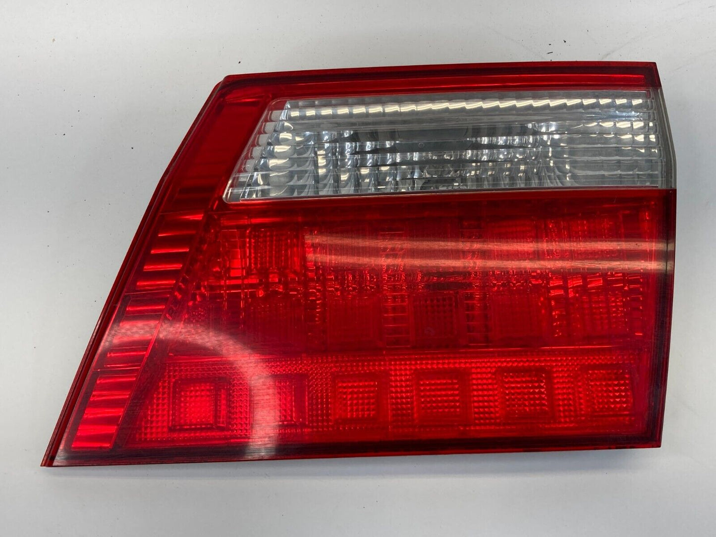 2005-2007 Honda Odyssey Rear Right Inner Liftgate Tail Light Taillight Assy