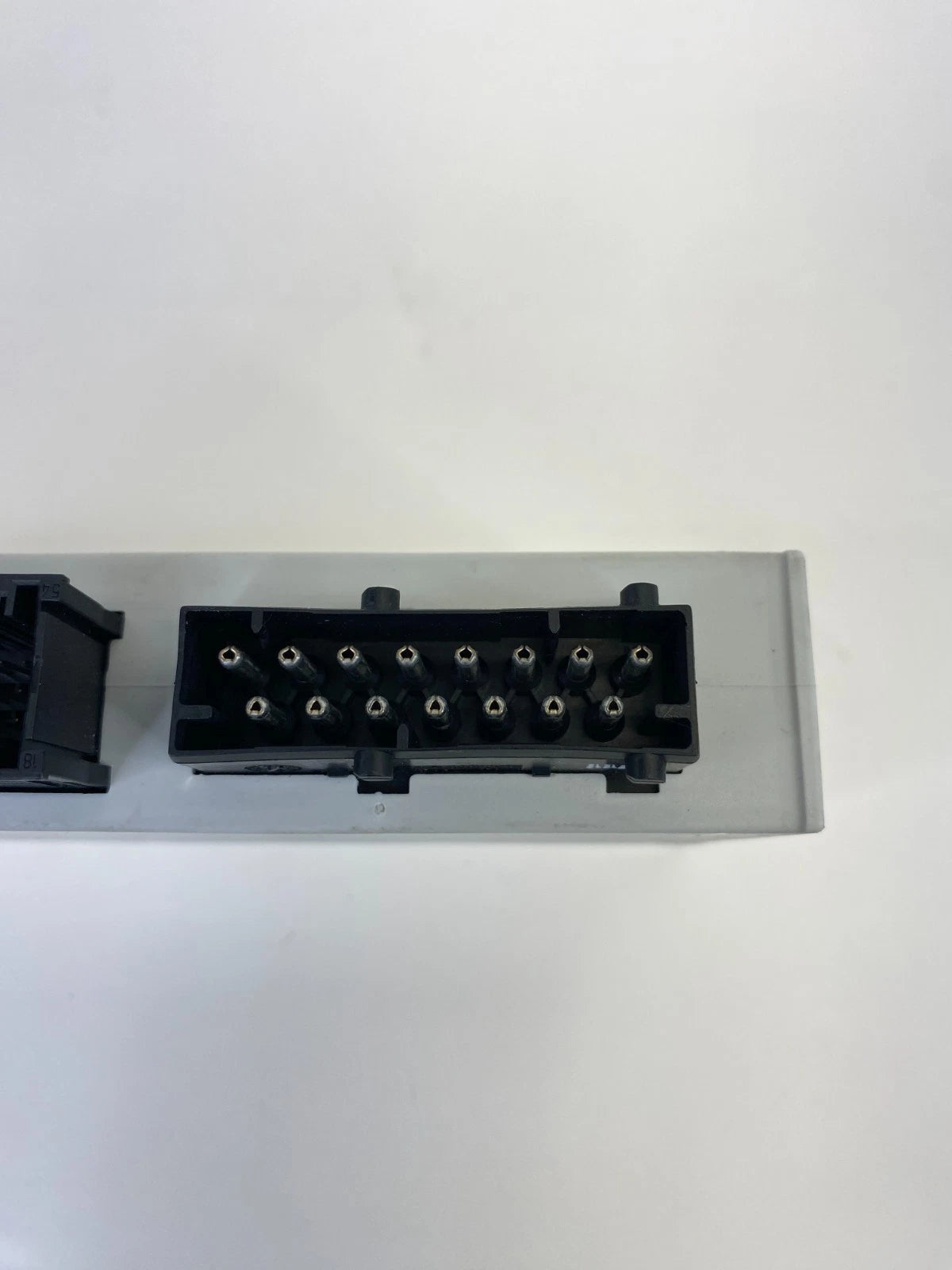 1995-2005 BMW 325I 2.5L L6 A/T BODY CONTROL MODULE UNIT BCM 6-914-368 OEM