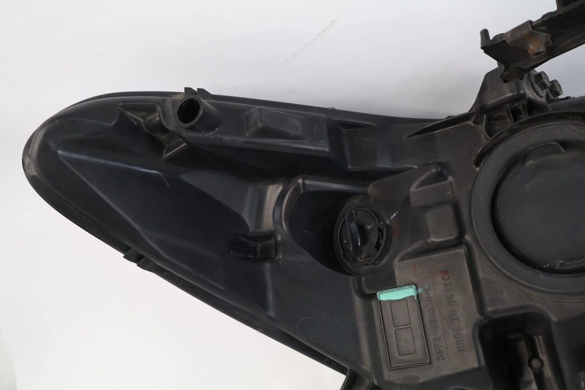 2013-2016 FORD FUSION FRONT LEFT DRIVER HEADLIGHT HEADLAMP HALOGEN DS73-13W030-C