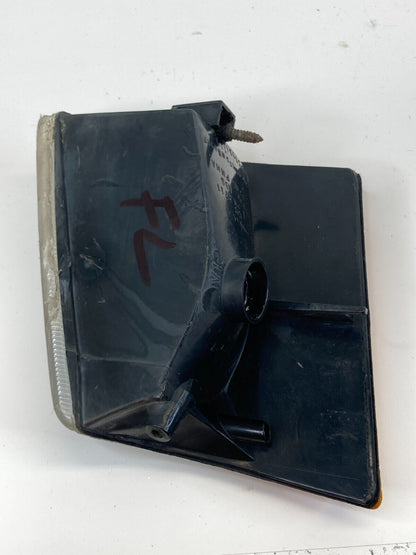 1993-1998 Jeep Grand Cherokee Front Left Turn Signal Marker Light Lamp 56005491