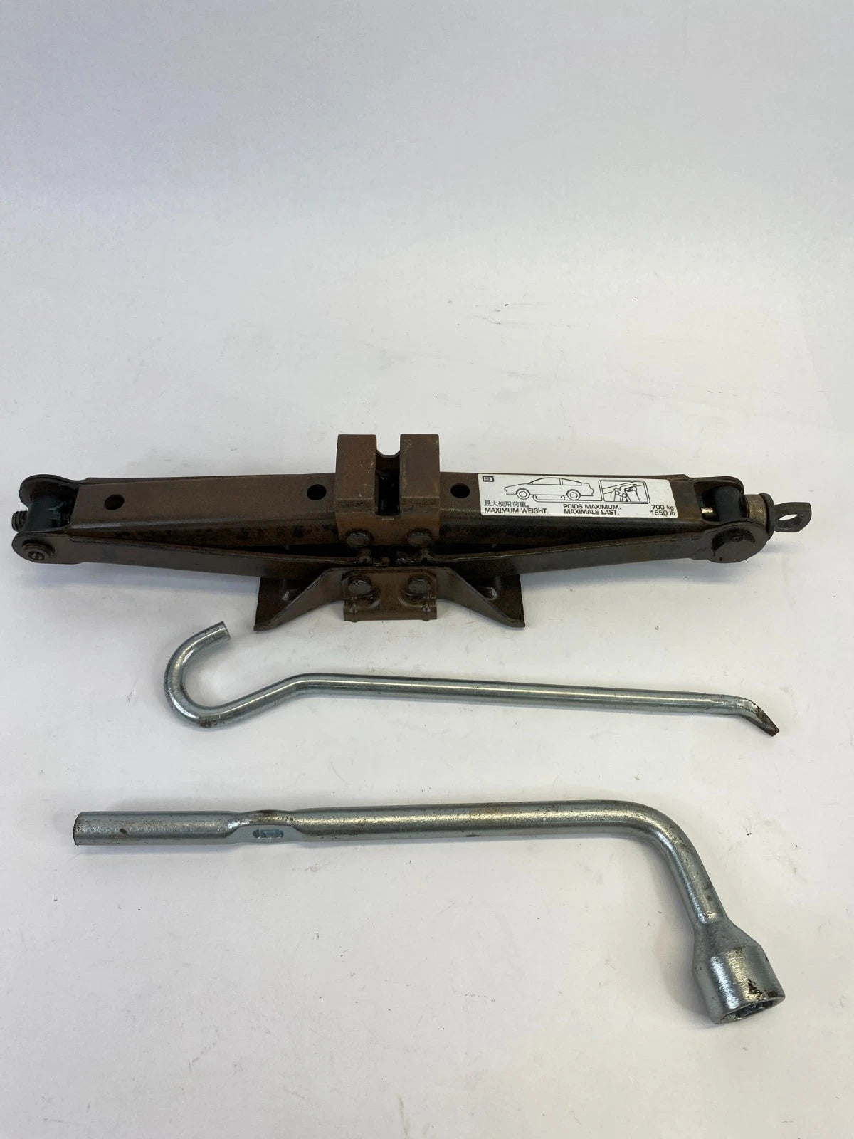 2000-2005 MITSUBISHI ECLIPSE EMERGENCY SPARE TIRE JACK TOOL KIT OEM