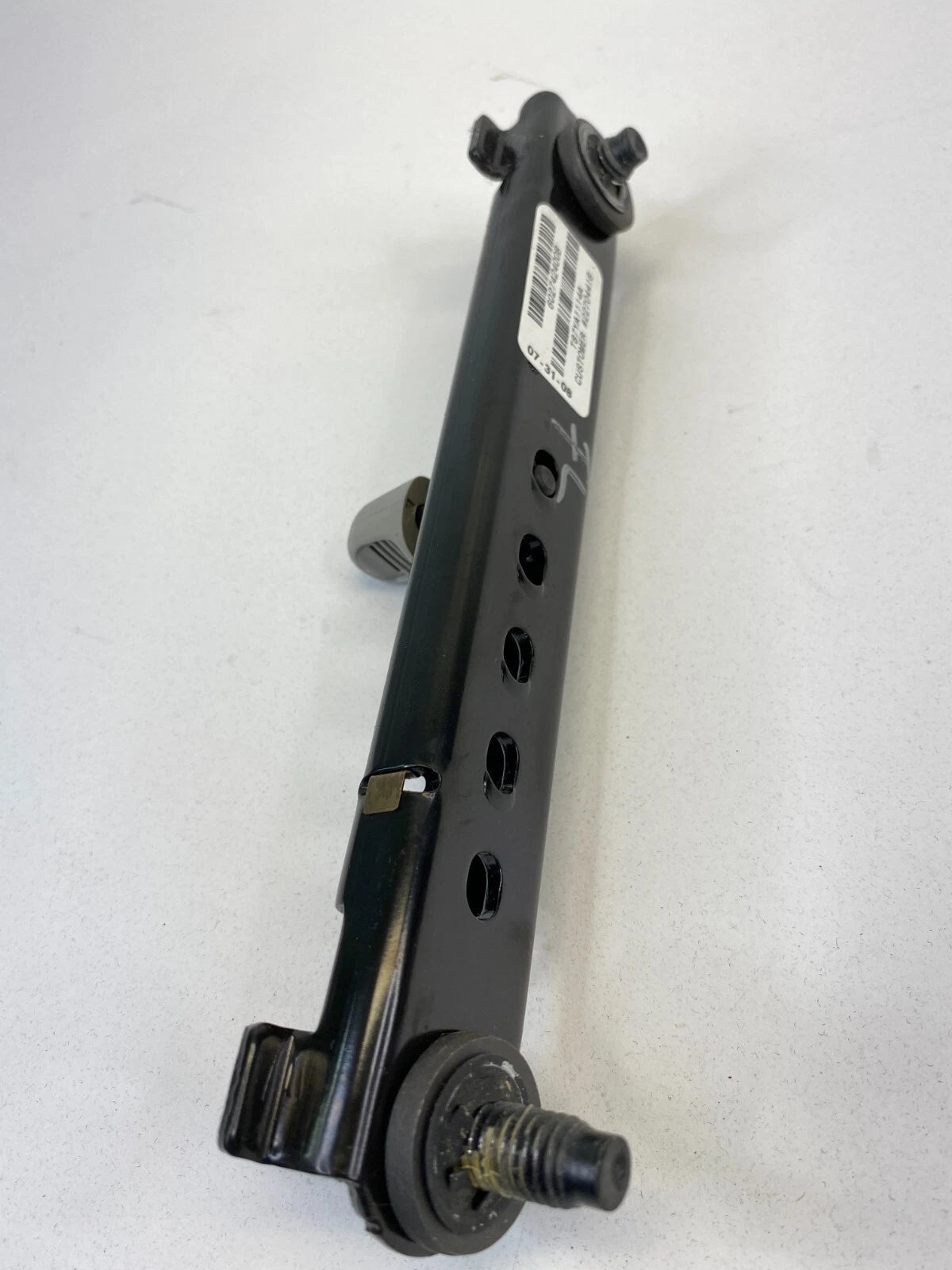 2005-2010 PONTIAC G6 SEDAN FRONT LEFT SEAT BELT HEIGHT ADJUSTER 602742400B OEM