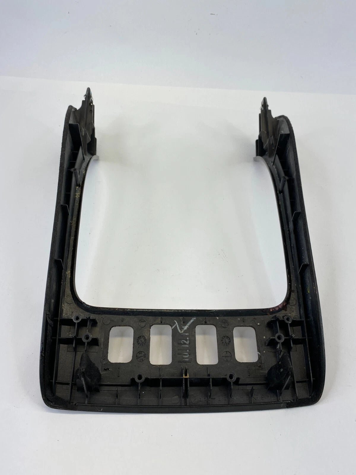 1998-2001 LEXUS GS300 GS 300 FRONT CENTER CONSOLE SWITCH TRIM BEZEL ASSEMBLY OEM