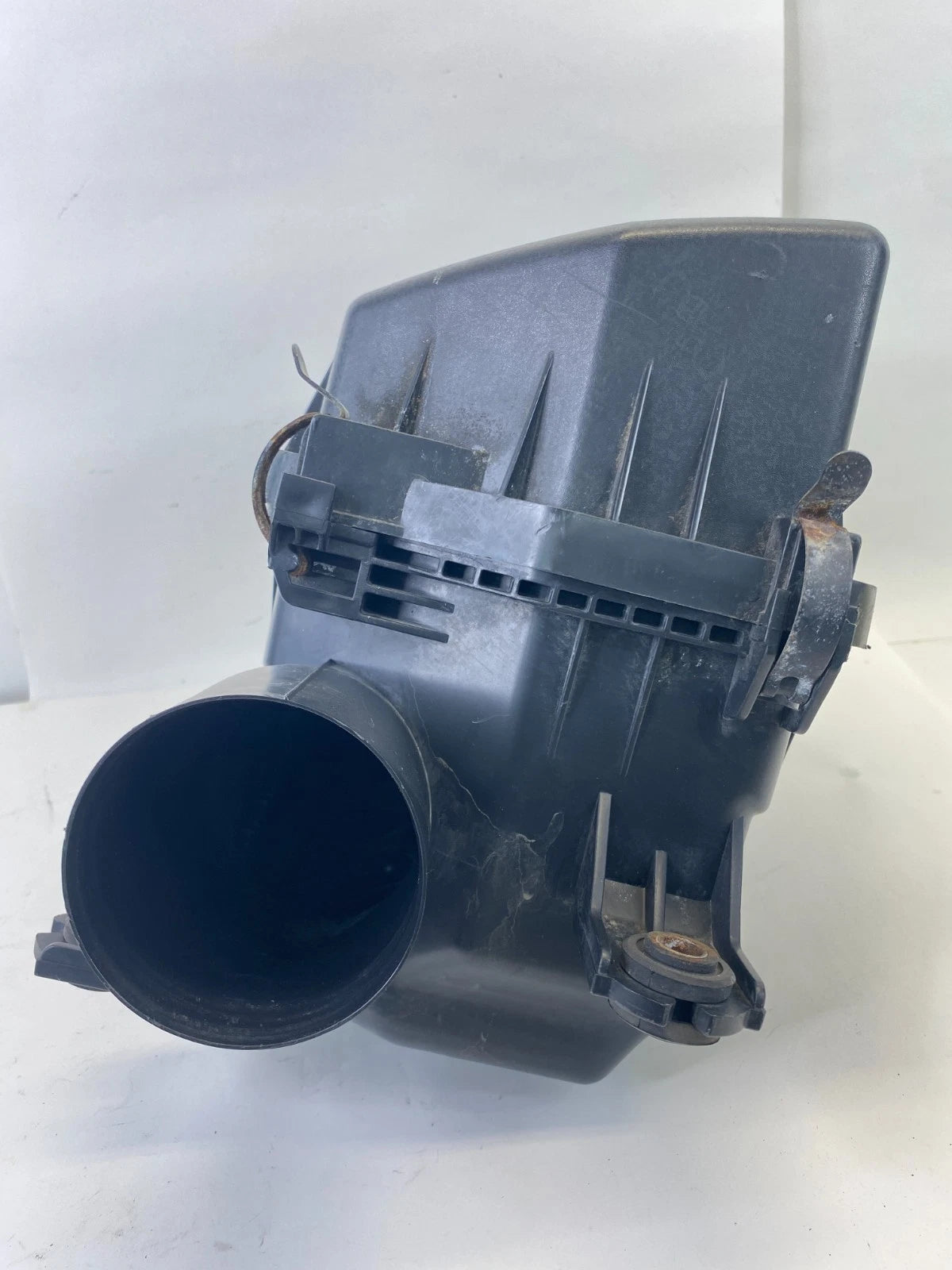 11-16 HYUNDAI ELANTRA 1.8L AIR INTAKE CLEANER BOX HOUSING ASSY 281103X300 OEM