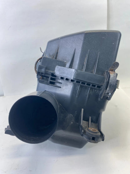 11-16 HYUNDAI ELANTRA 1.8L AIR INTAKE CLEANER BOX HOUSING ASSY 281103X300 OEM