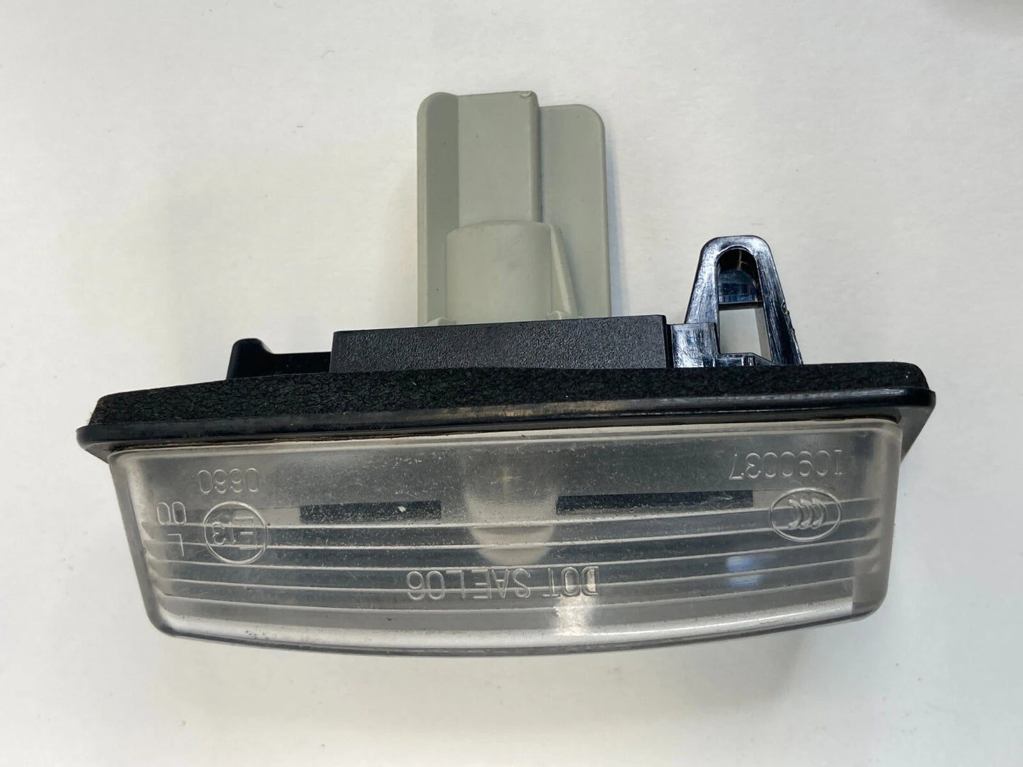 2013 14 15 16 17 2018 NISSAN ALTIMA BACK REAR TRUNK LICENSE PLATE LIGHT LAMP OEM