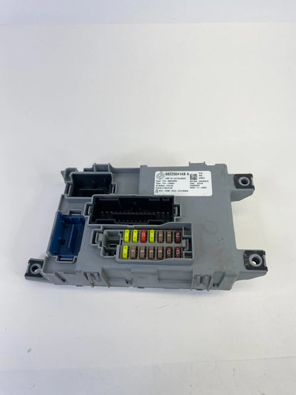 2012-2017 Fiat 500 Auto T Fuse Box Controller Body Control Module 68225041AB OEM