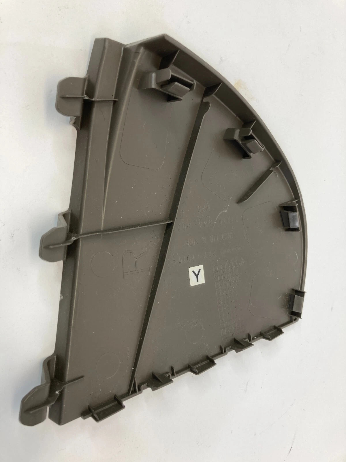 06-10 HONDA CIVIC RIGHT PASSENGER SIDE DASH END CAP BEZEL TRIM 77210-SNA-A000