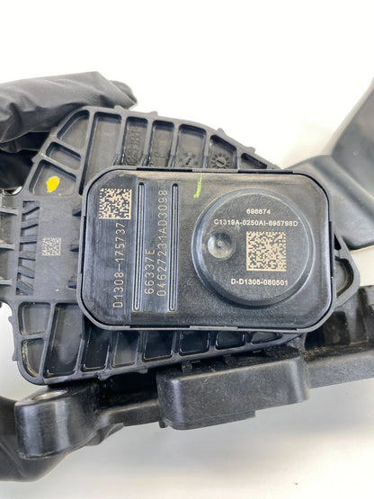 2013 14 15 2016 DODGE DART ACCELERATOR GAS THROTTLE PEDAL 04627231AD