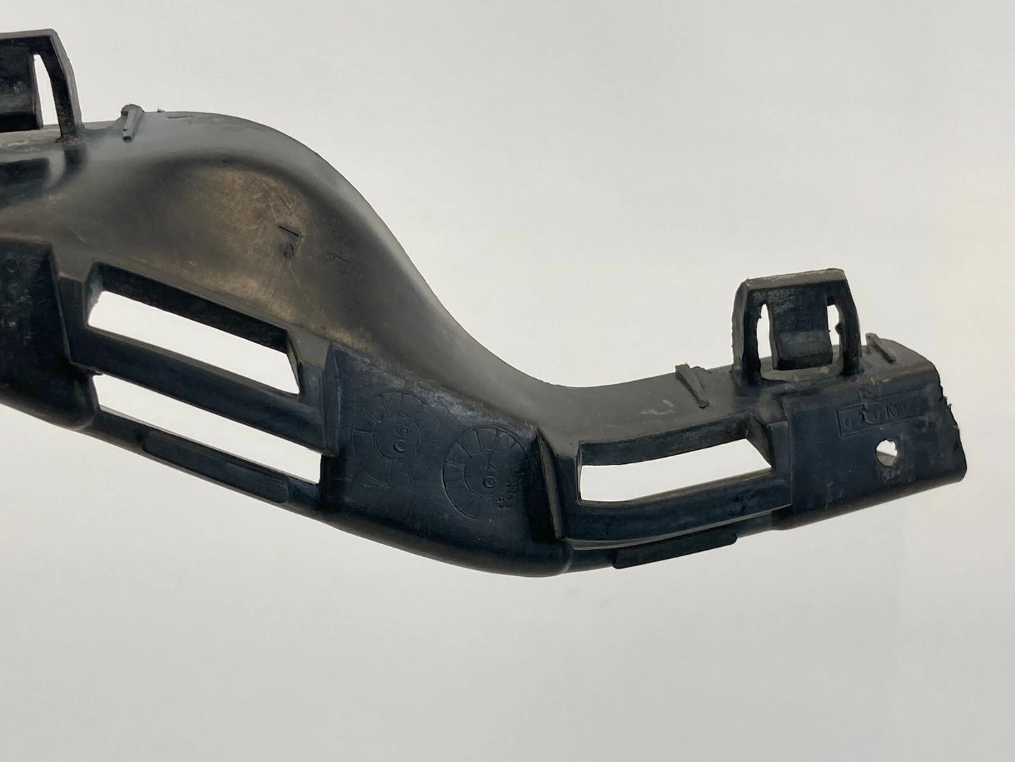 08-12 FORD ESCAPE FRONT BUMPER SUPPORT BRACKET REINFORCEMENT LEFT DRIVER SIDE