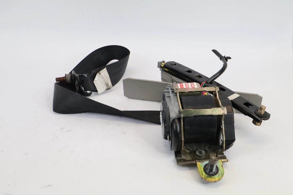 2003 2004 NISSAN XTERRA FRONT LEFT DRIVER SIDE SEAT BELT RETRACTOR ASSEMBLY OEM
