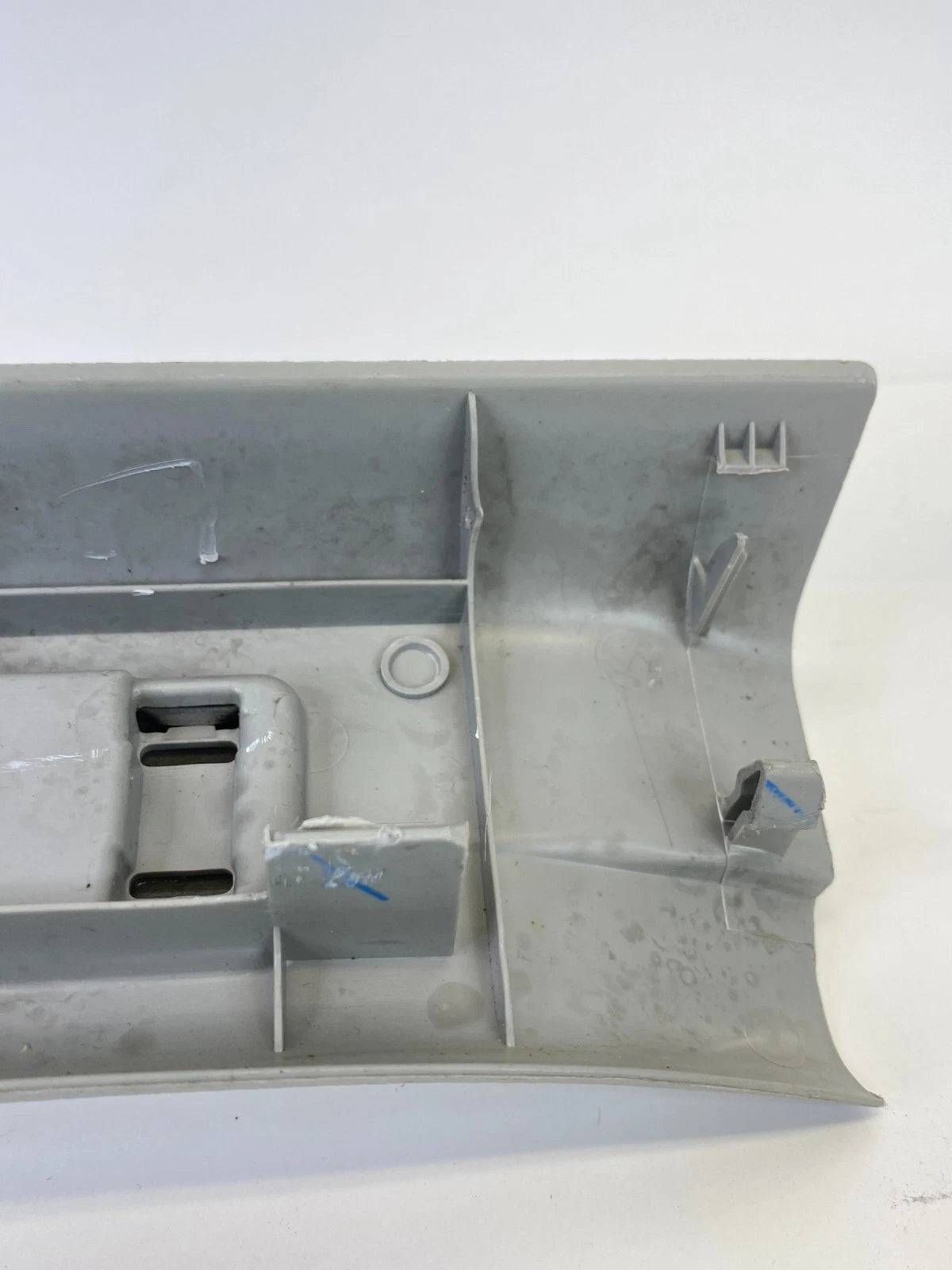 2007-2009 LEXUS RX350 REAR LEFT DOOR SCUFF PLATE SILL STEP TRIM 67940-0E010 OEM